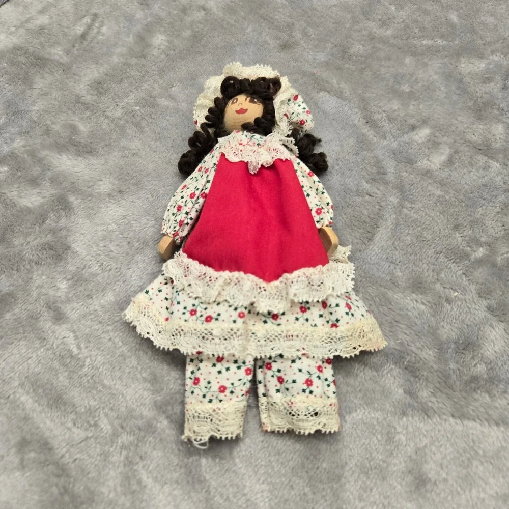 Vintage Handmade Wooden Head Doll Floral Prairie Dress Lace Trim Folk Art‎ 7.5